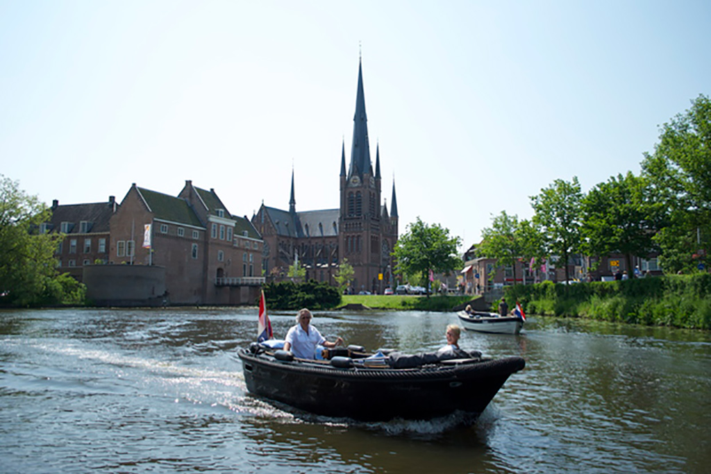 Start verkoop Woerden aan de Rijn: 3 villa’s op de grens van stad en groen